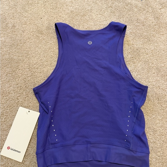 Lululemon Women's Sleeveless Cropped Running Top - Picture 2 of 4